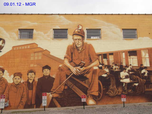 Pittston Mural Finished 