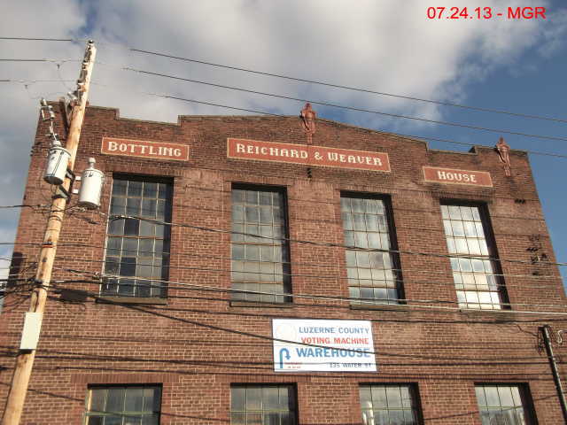 Reichard and Weaver Bottling House 