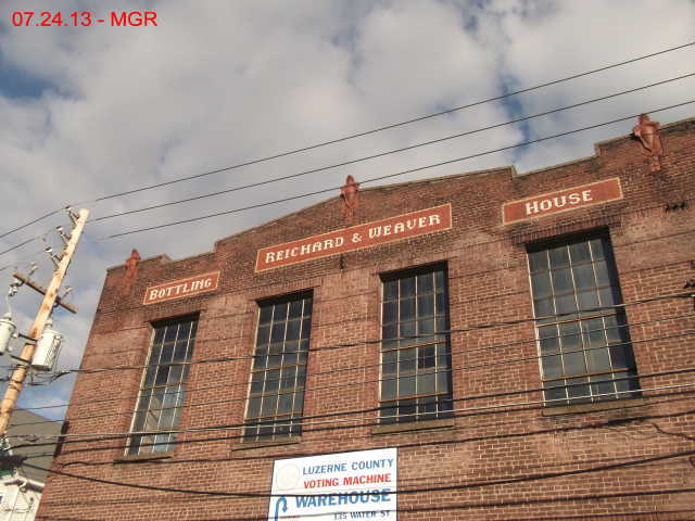 Reichard and Weaver Bottling House 