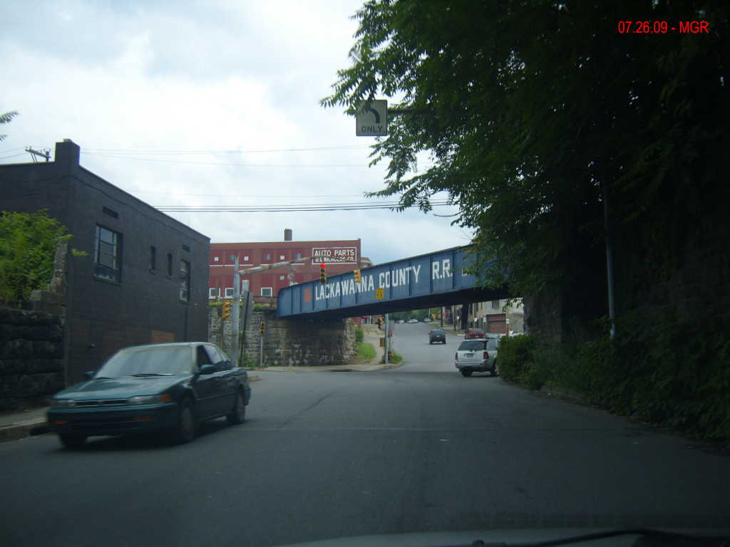 Trestle Over Capouse Ave Gets New Signage