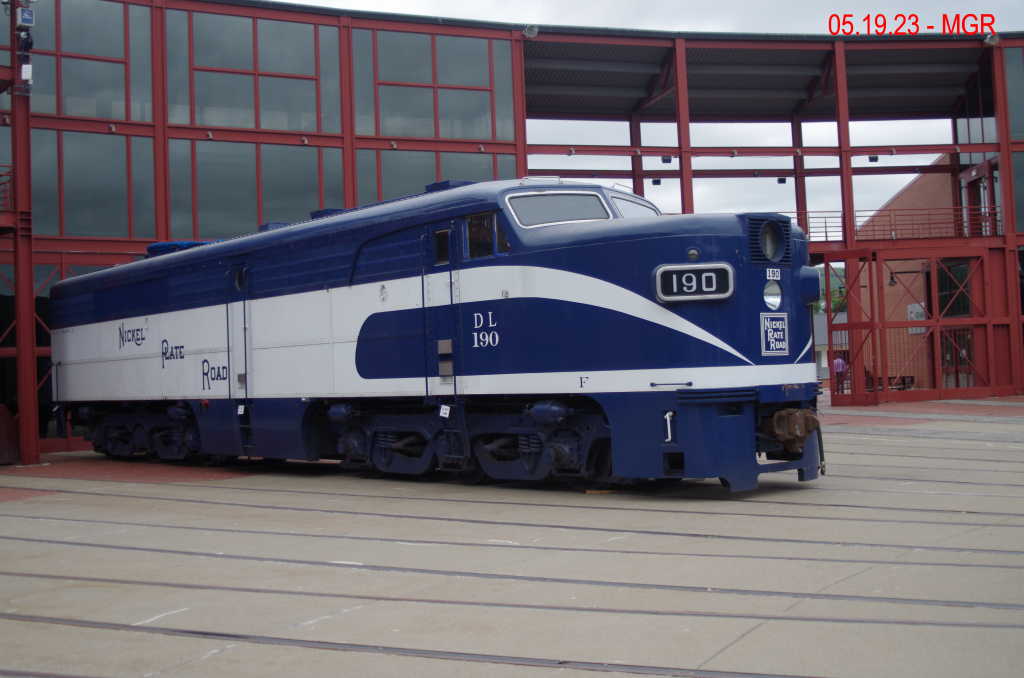DL 190 At Steamtown