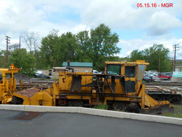 DL MOW Equipment, South Scranton 