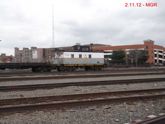 DL Caboose And A Flatcar