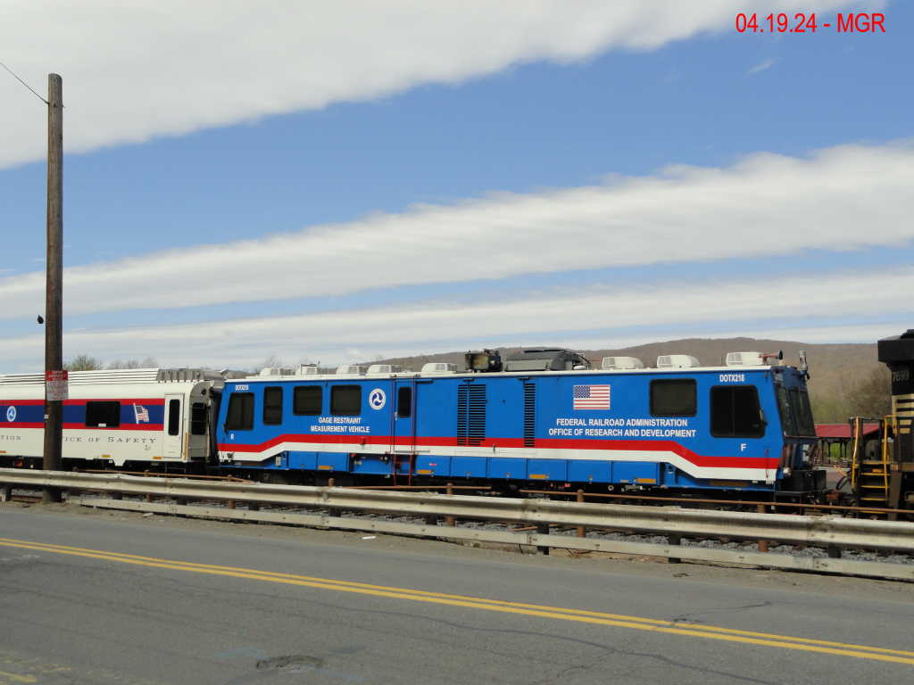 FRA Train in Pittston Junction 