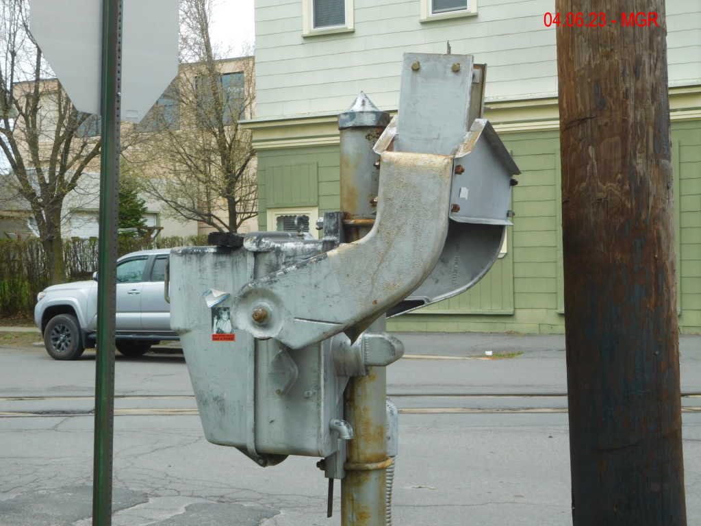 Old Crossing Signals, Scranton