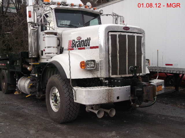 Peterbilt Road Railer at Taylor