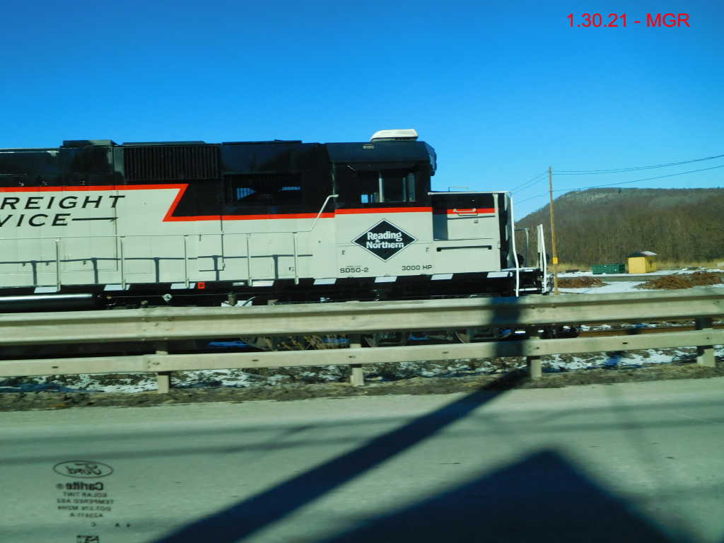 Reading and Northern SD50 at Pittston Junction
