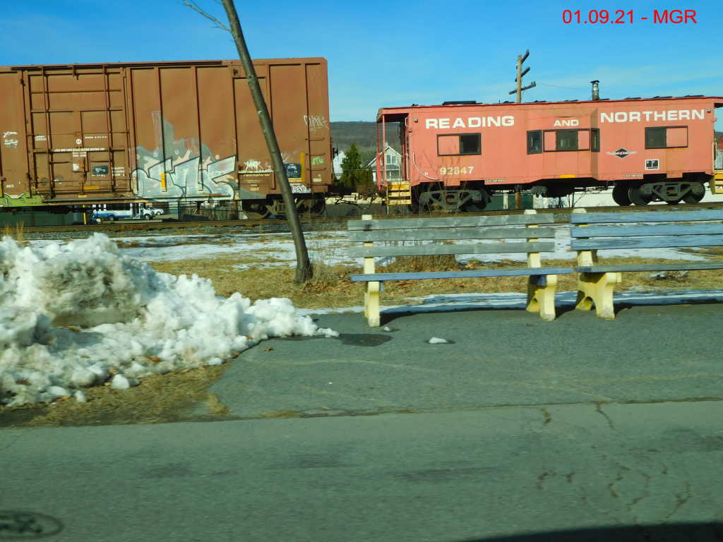 R&N Train Stopped By Stuck Truck
