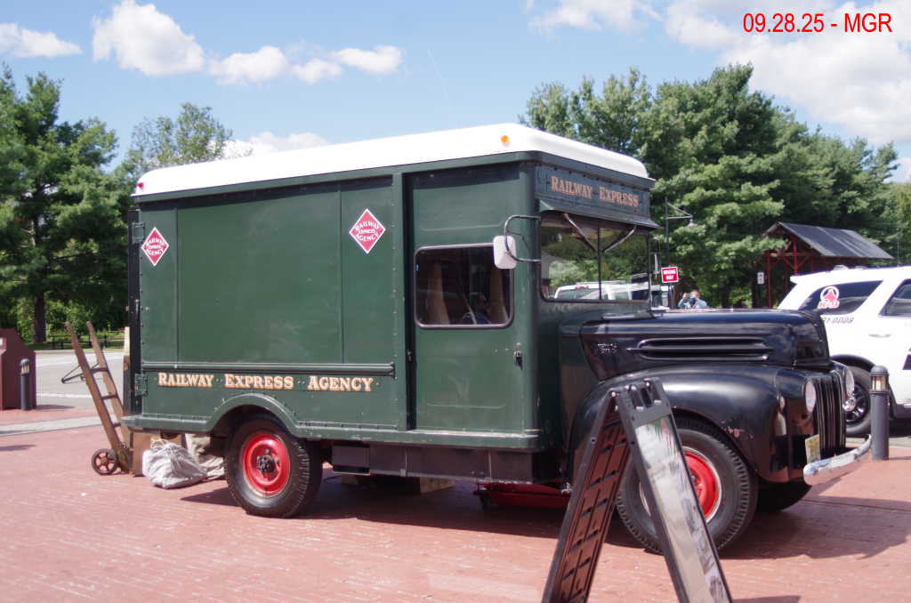 Railway Express Agency Truck 