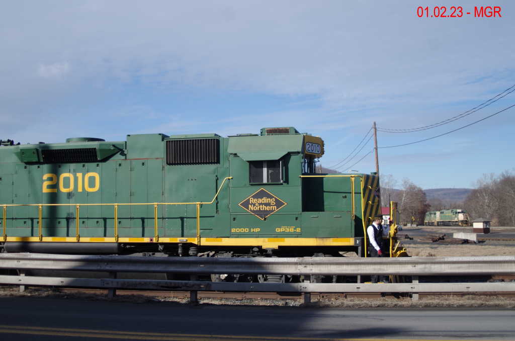 R&N OCS At Pittston Junction