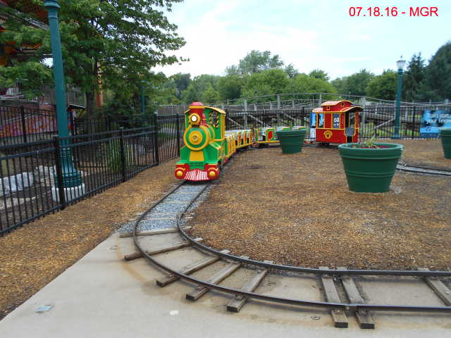 Hershey Park : Tiny Tracks