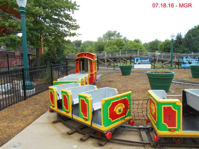 Hershey Park : Tiny Tracks