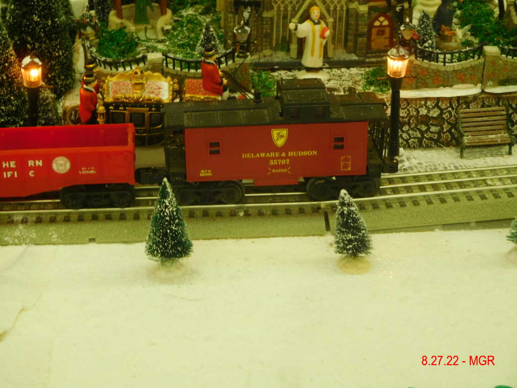West End Fair Christmas Train Display