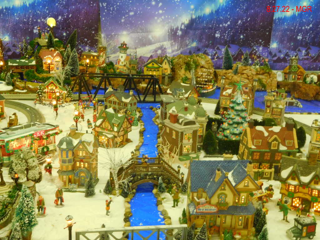 West End Fair Christmas Train Display