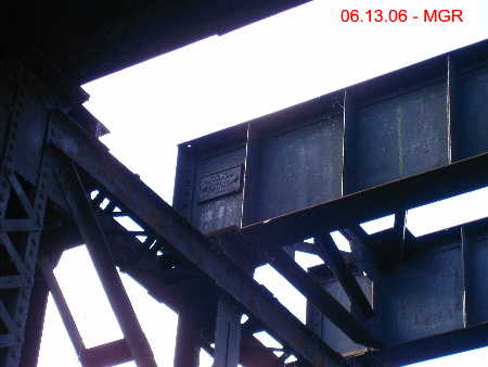 Builders Plate, Gauntlet