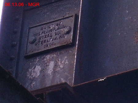 Builders Plate, Gauntlet
