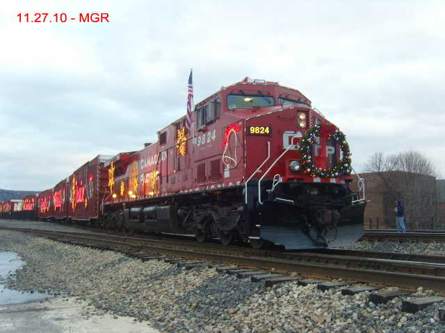 CP Christmas Train at Steamtown