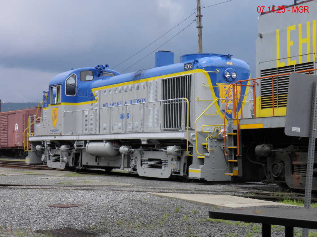 D&H RS and LV C40 at Steamtown