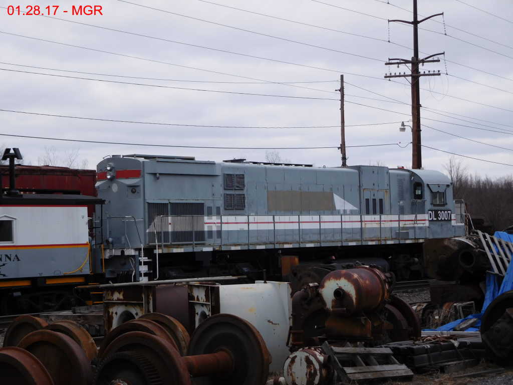 DL3007 At Scranton Shops