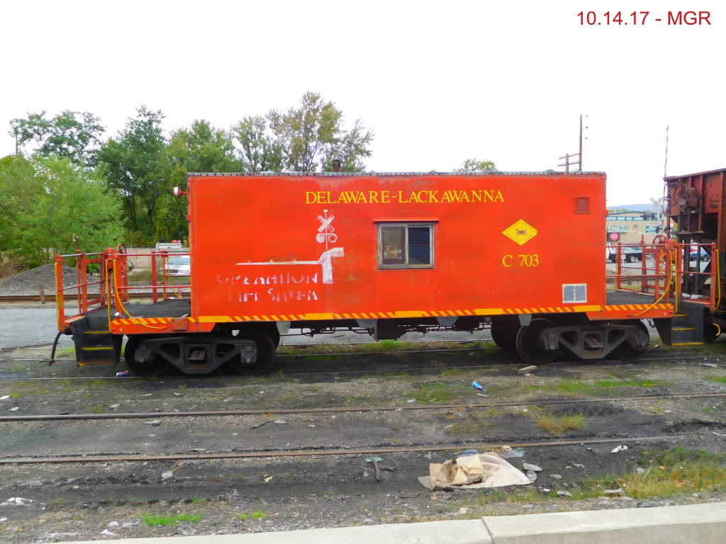 DL Transfer Caboose In South Scranton