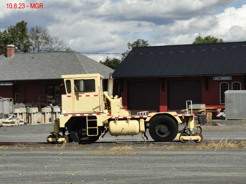 Hi Rail Truck, West Cressona