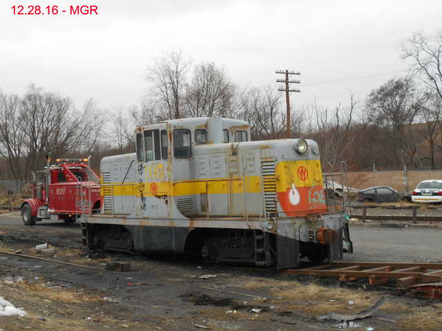 O&W #105 Arrives In Scranton Via Truck