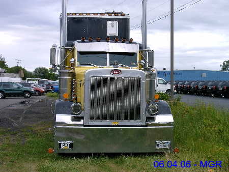 Peterbilt On Rails
