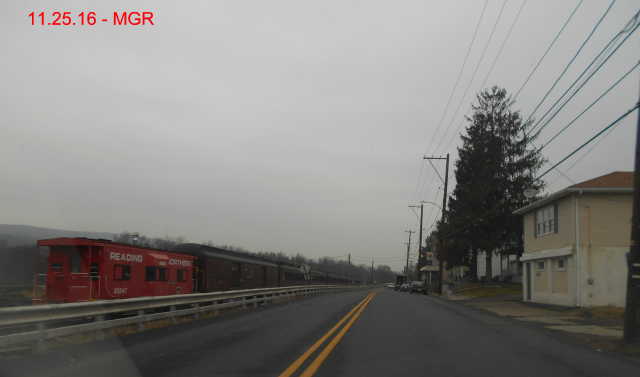 Tunkhannock Christamas Train, Pittston Junction, Day