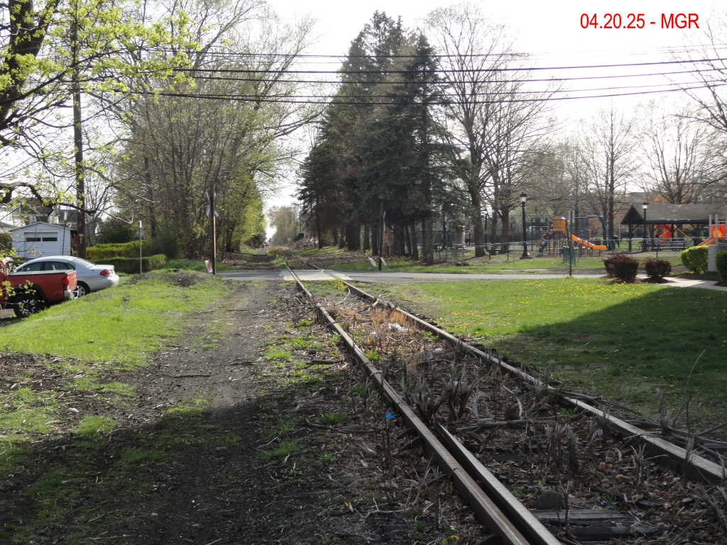 West Pittston, Along The Bloomsburg Line