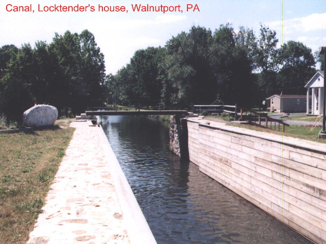 Canal at Walnutport, Lock, Locktenders House