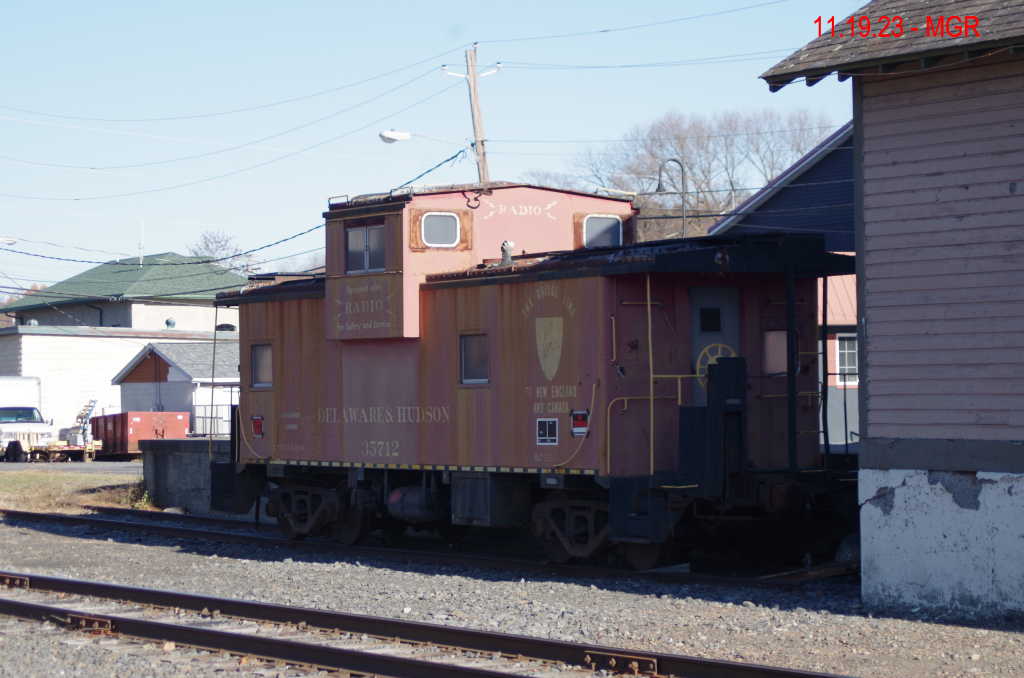 Dickson City D&H Station and Caboose