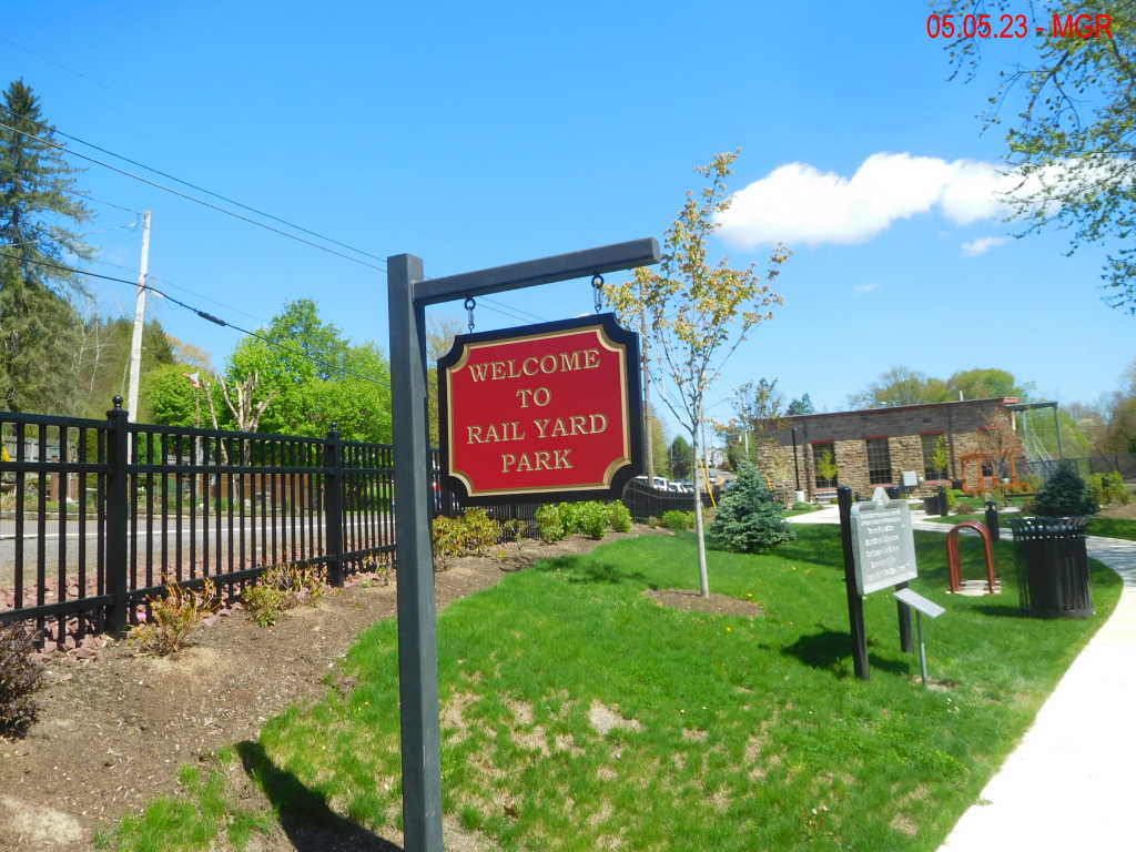 White Haven Engine House / Library