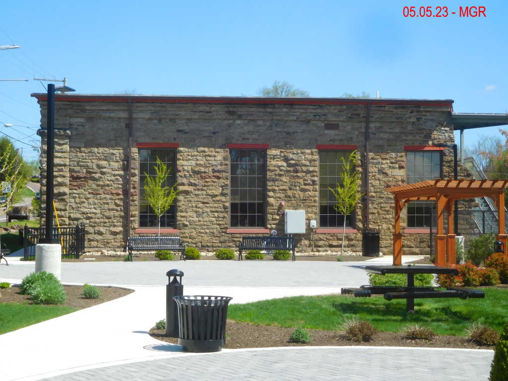White Haven Engine House / Library
