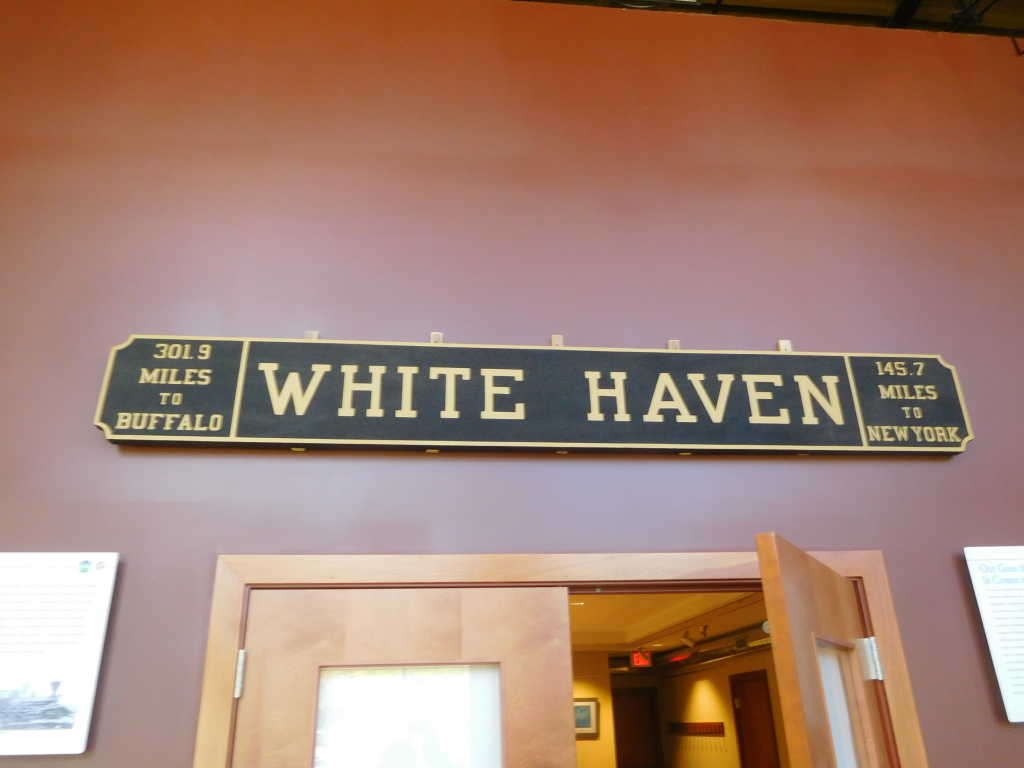 White Haven Engine House / Library