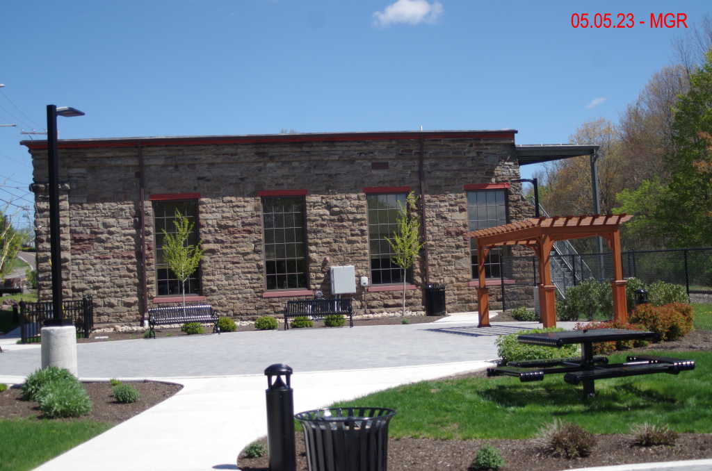 White Haven Engine House / Library
