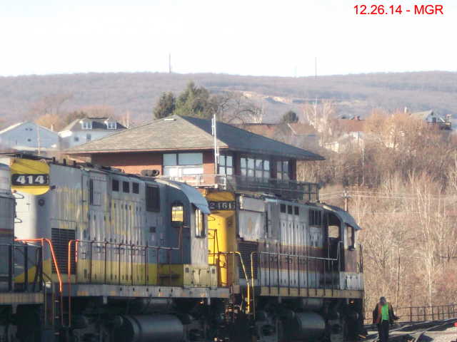 Sightings 12.26.14 /  D-L Switching At Steamtown
