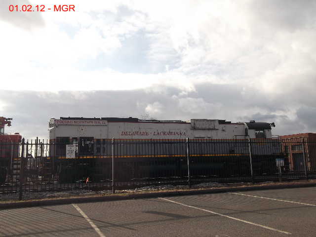 Sightings 01.02.12 / DL at Steamtown Again
