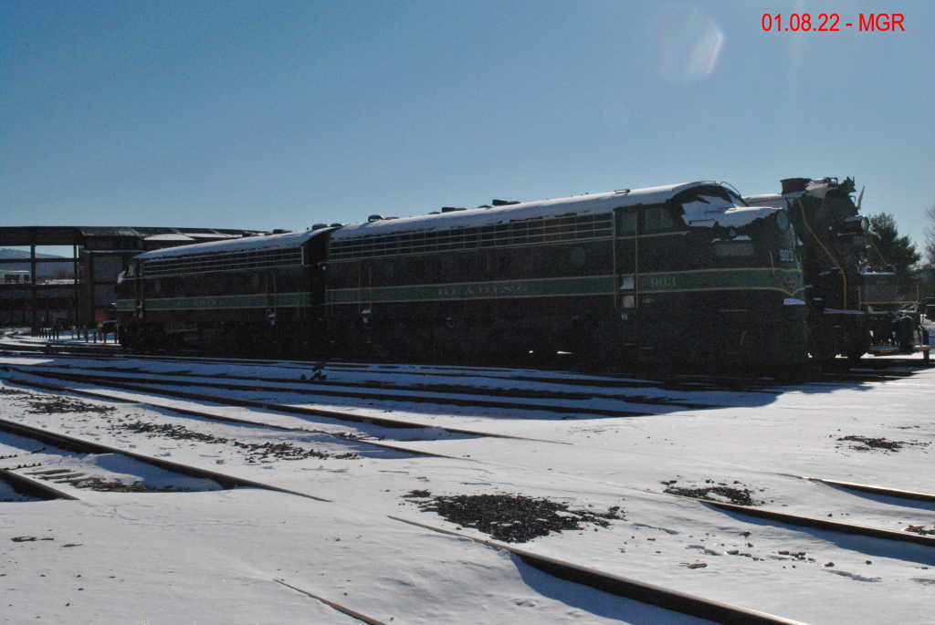 Sightings 01.08.22 /  Cold Day at Steamtown