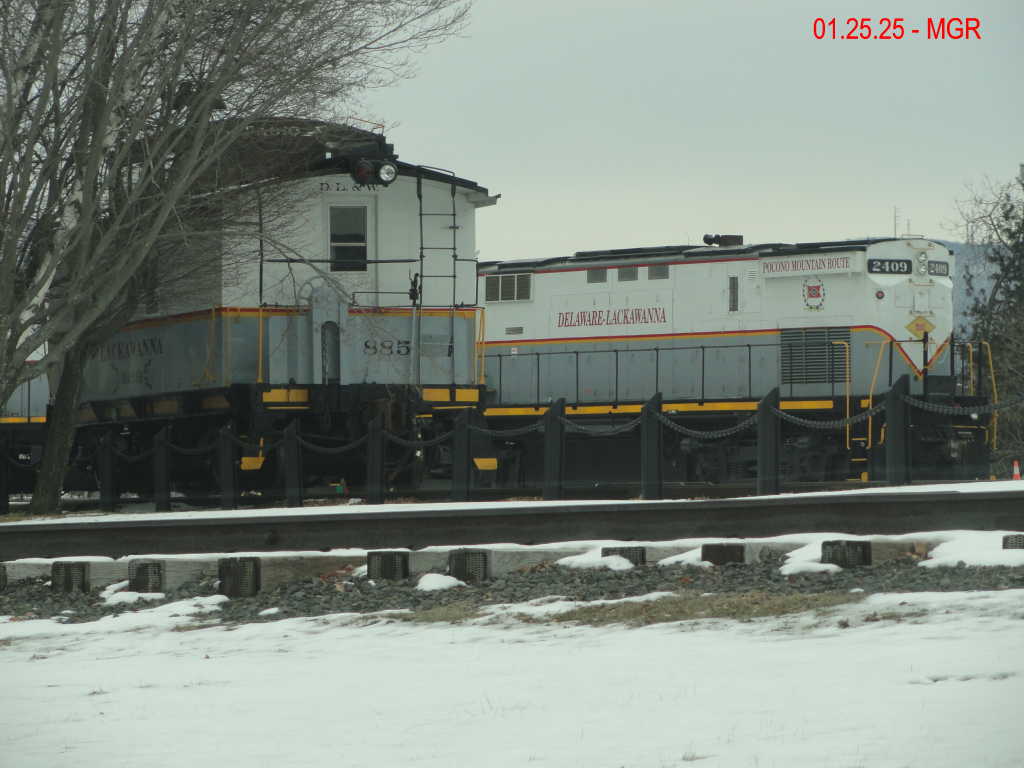 Sightings 01.25.25  / Some Stuff At Steamtown