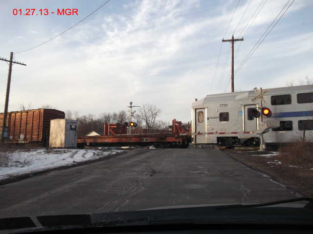 Sightings 01.27.13  /  Bilevel Cars at Hudson (going South)