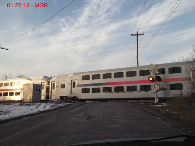 Sightings 01.27.13  /  Bilevel Cars at Hudson (going South)