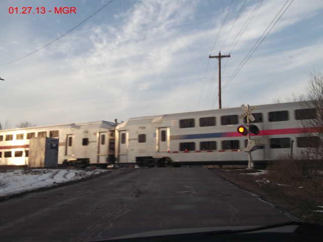 Sightings 01.27.13  /  Bilevel Cars at Hudson (going South)