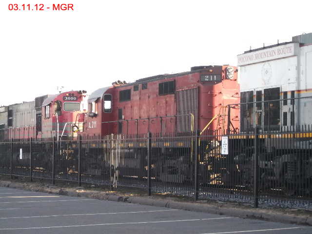 Sightings 03.11.12  /  DL at Scranton