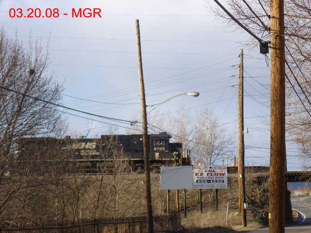 Sightings 03.20.08  / NS coming off Gauntlet