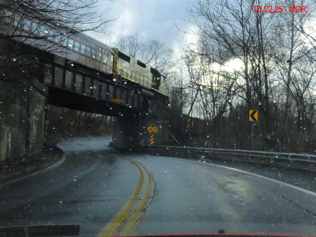 Sightings 03.22.25 / R&N Passenger Train Returning to Pittston