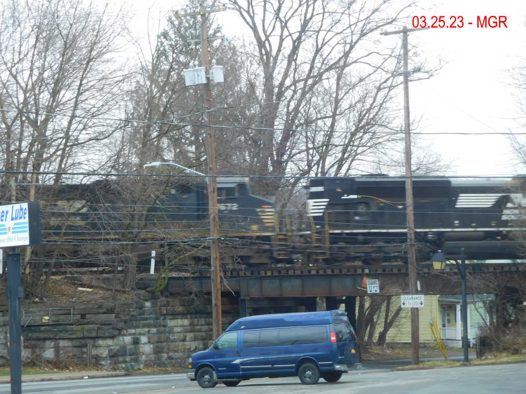 Sightings 03.25.23 / Northbound at Luzerne Street, Scranton