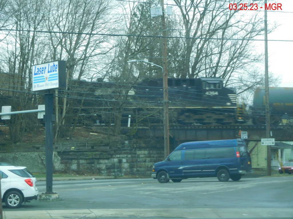 Sightings 03.25.23 / Northbound at Luzerne Street, Scranton