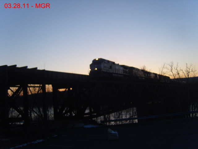 Sightings 03.28.11 / Train at Gauntlet