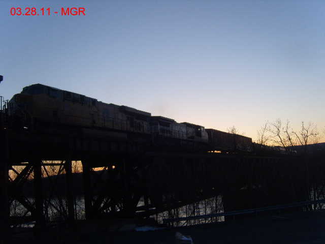 Sightings 03.28.11 / Train at Gauntlet