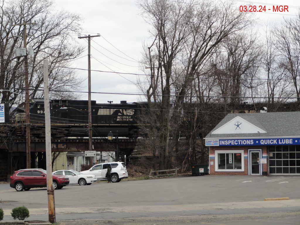 Sightings 03.28.24 / SB Junk Freight